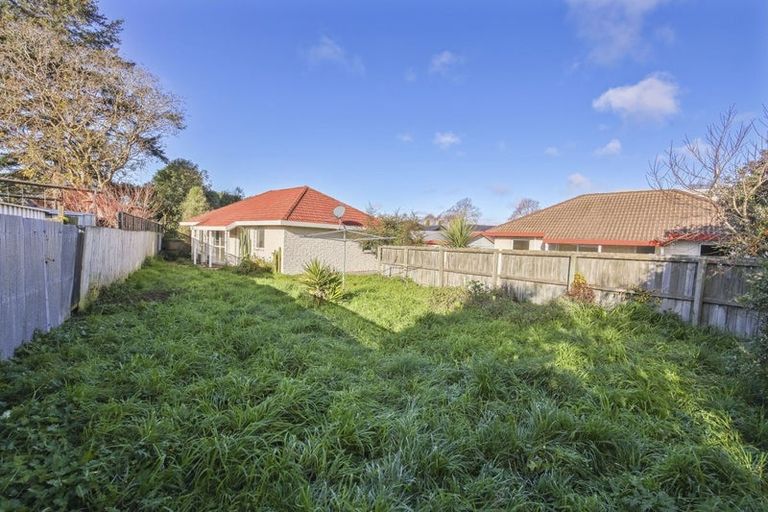 Photo of property in 30b Hooker Avenue, Bryndwr, Christchurch, 8053