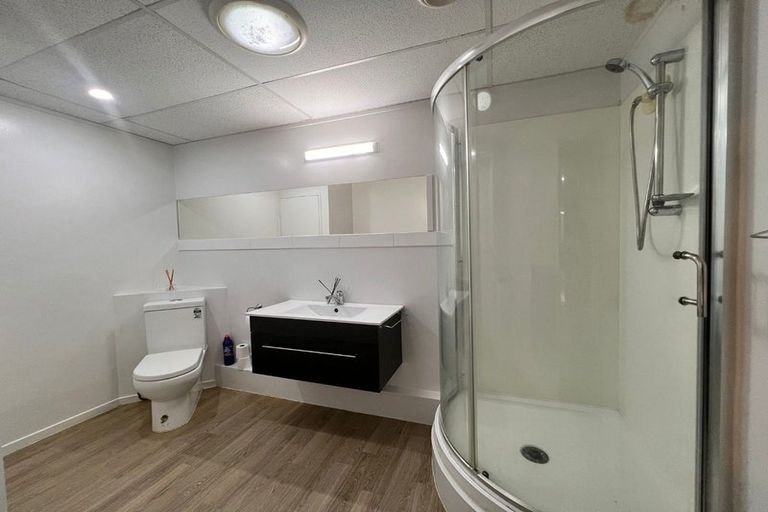 Photo of property in 9/19 Station Road, Pukekohe, 2120