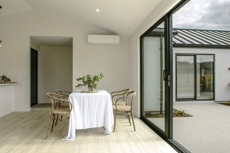 Photo of property in 47 Pounamu Avenue, Albert Town, Wanaka, 9305