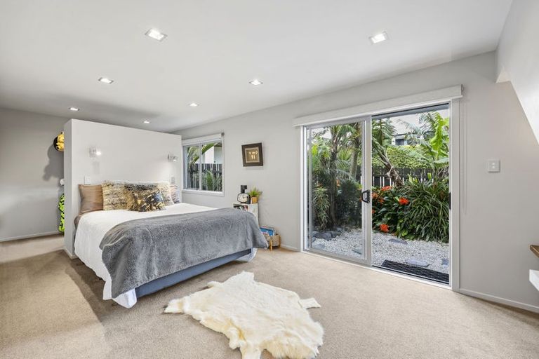 Photo of property in 151 Pah Road, Cockle Bay, Auckland, 2014