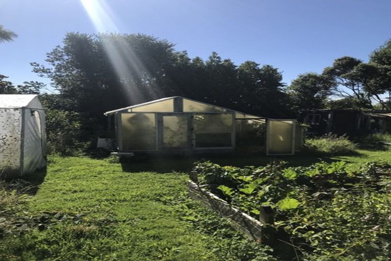 Photo of property in 16 Huia Street, Waikanae, 5036