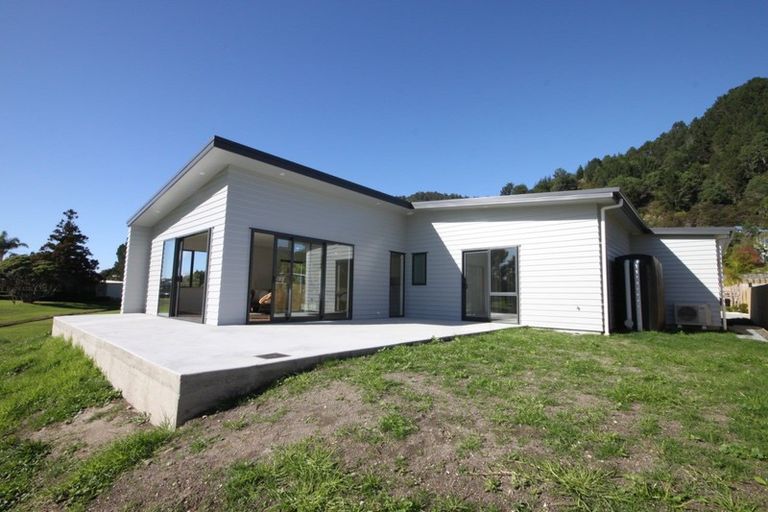 Photo of property in 14 Lynette Place, Mangere, Auckland, 2022