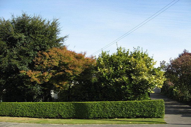 Photo of property in 20 Joyce Crescent, Ilam, Christchurch, 8041