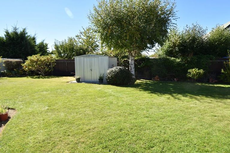 Photo of property in 17 Glenbrook Crescent, Twizel, 7901