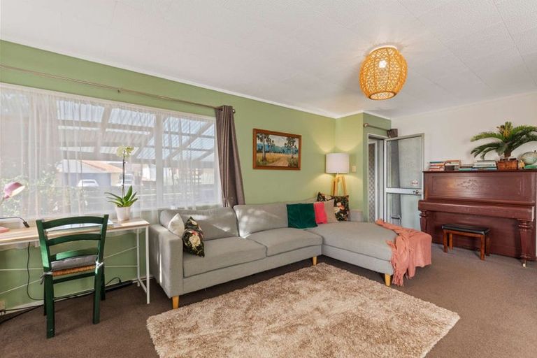 Photo of property in 9 Bronte Place, Owhata, Rotorua, 3010