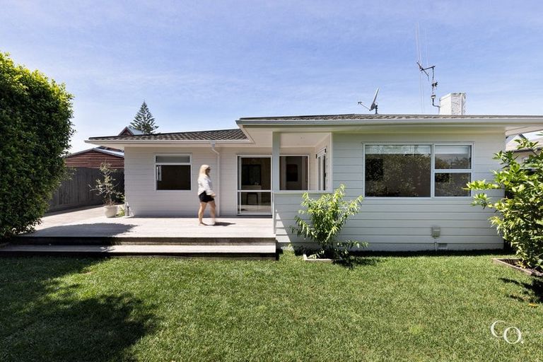 Photo of property in 17 Links Avenue, Mount Maunganui, 3116