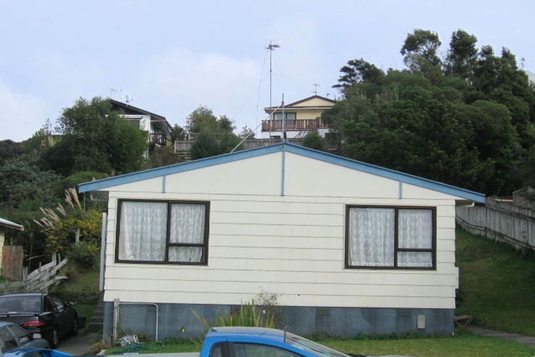 Photo of property in 89 Logie Street, Stokes Valley, Lower Hutt, 5019