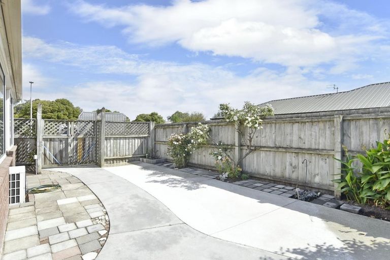 Photo of property in 7 Munich Place, Bromley, Christchurch, 8062