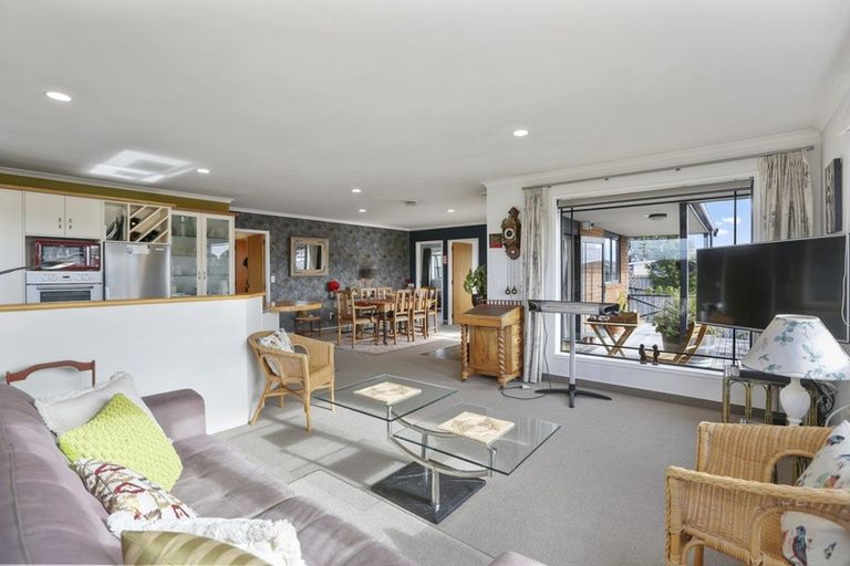 Photo of property in 2/75 Hine Street, New Plymouth, 4310