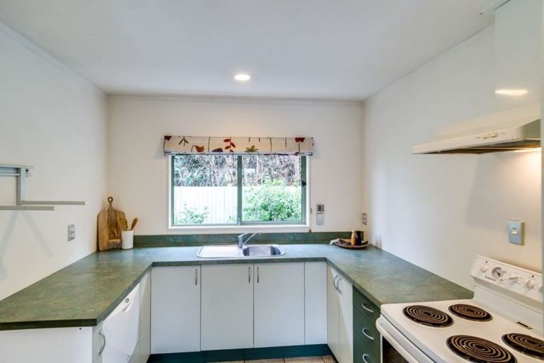 Photo of property in 8a Surrey Street, Taradale, Napier, 4112