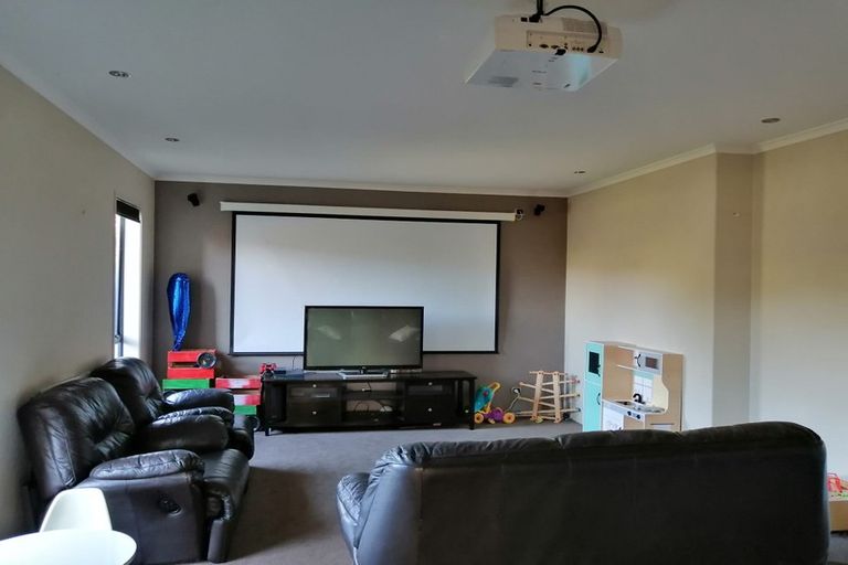 Photo of property in 131 Foster Road, Kumeu, 0891