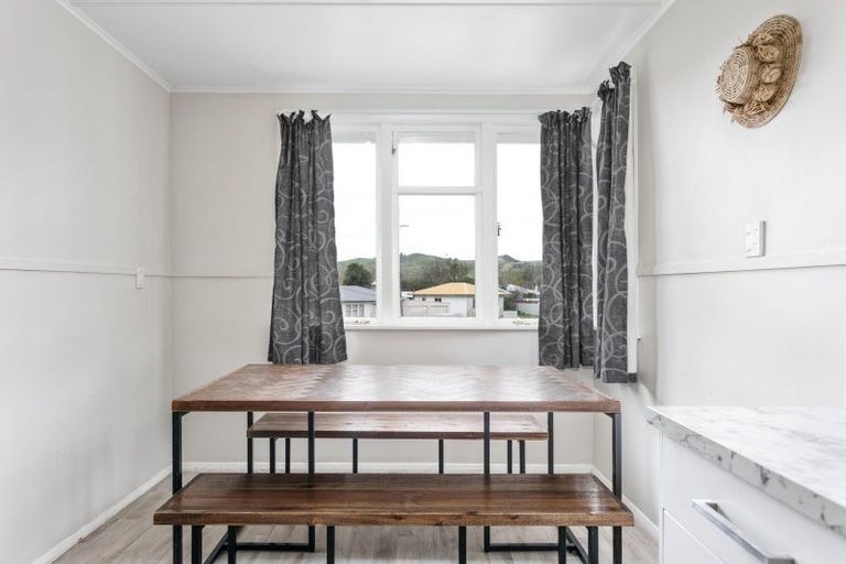 Photo of property in 33 Endcliffe Road, Kaiti, Gisborne, 4010