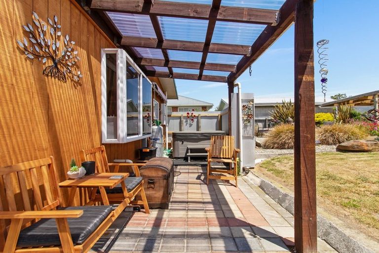 Photo of property in 10 Studholme Street, Waimate, 7924