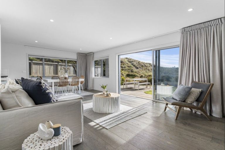 Photo of property in 357b Oceanbeach Road, Mount Maunganui, 3116