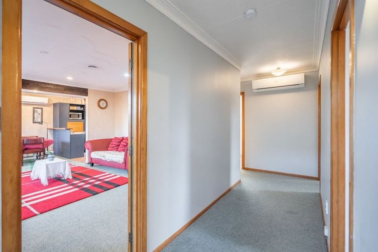 Photo of property in 98 Edinburgh Crescent, Waikiwi, Invercargill, 9810