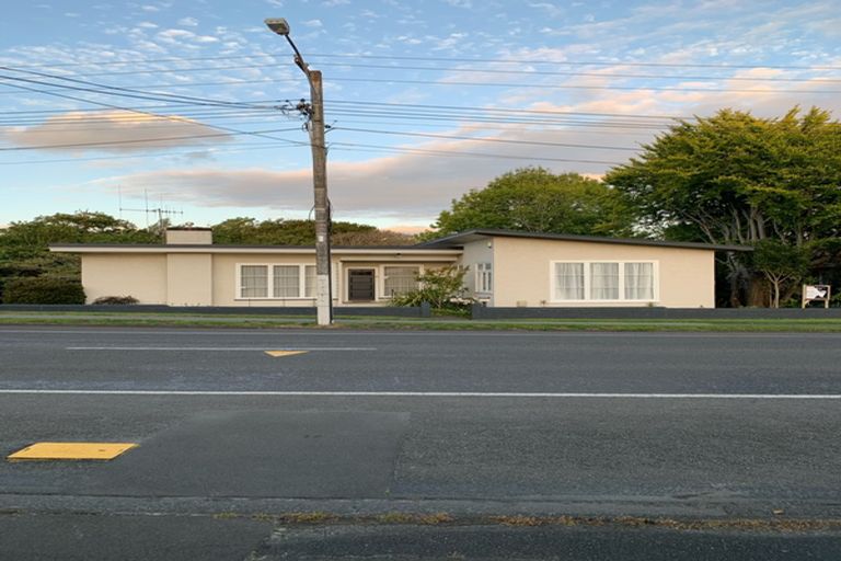 Photo of property in 20 Great North Road, Saint Johns Hill, Whanganui, 4500