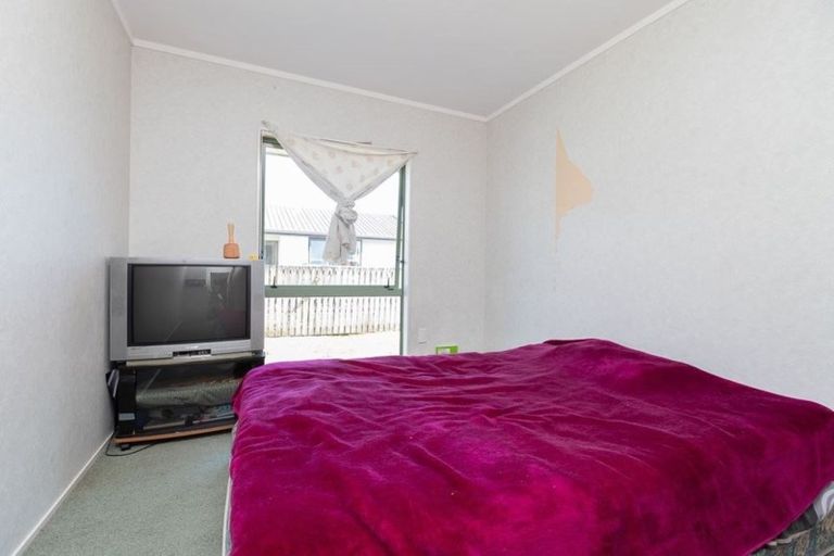 Photo of property in 27d Breckons Avenue, Nawton, Hamilton, 3200