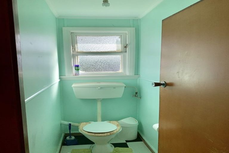 Photo of property in 10 Primrose Street, Northcote, Christchurch, 8052