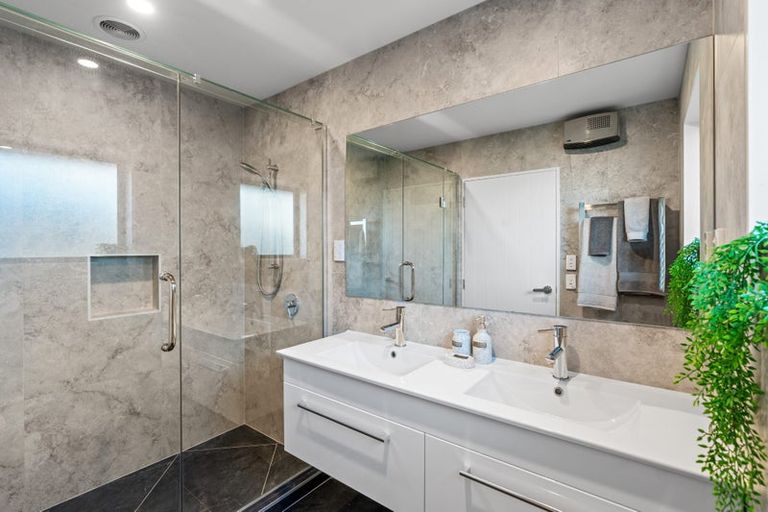 Photo of property in 14 Korokio Lane, Halswell, Christchurch, 8025