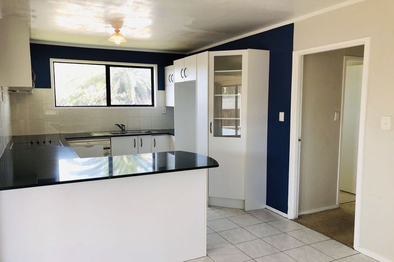 Photo of property in 28 Maugham Drive, Bucklands Beach, Auckland, 2014