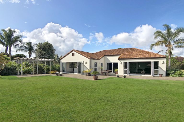 Photo of property in 40 Edkins Road, Kerikeri, 0230