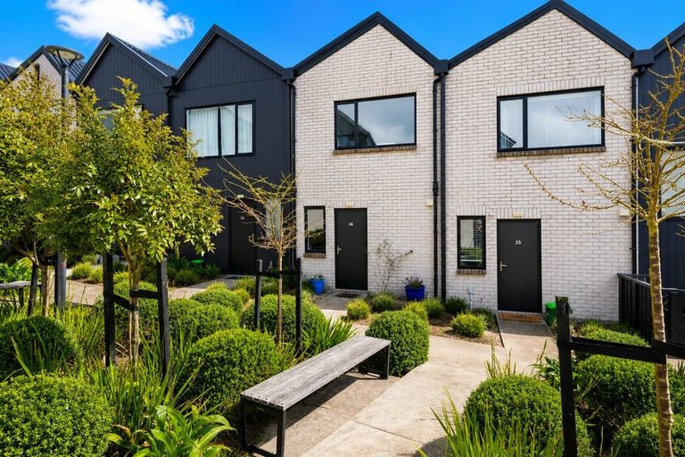 Photo of property in 36 Wharara Lane, Massey, Auckland, 0614