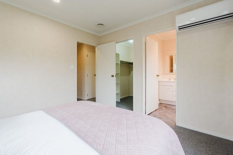 Photo of property in 4 Mckenzie Place, Rototuna North, Hamilton, 3210