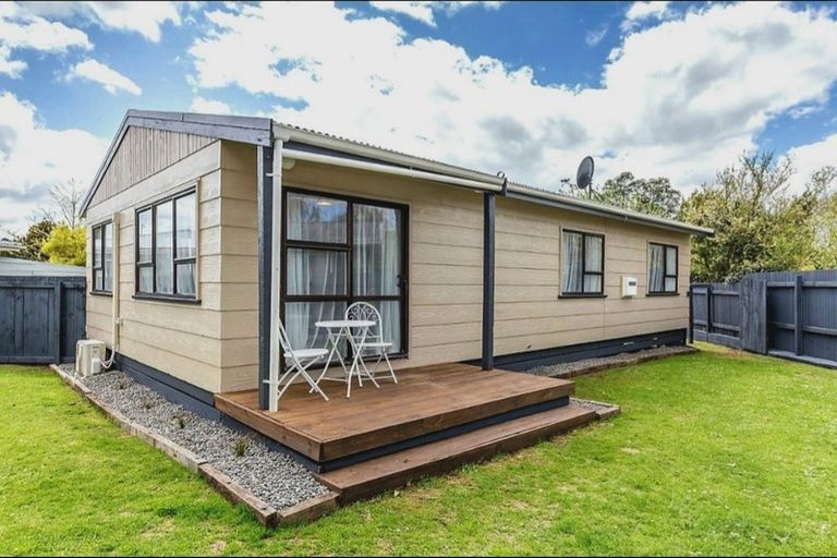 Photo of property in 96a Mako Mako Road, Levin, 5510