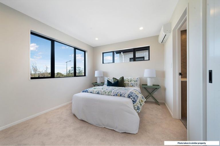 Photo of property in 15 Octans Road, Westgate, 0814