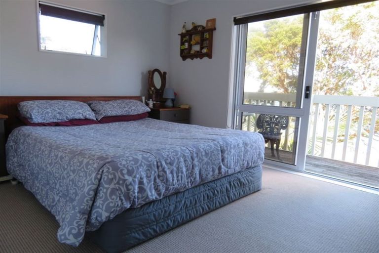 Photo of property in 394 Thames Coast Road, Thornton Bay, Thames, 3575