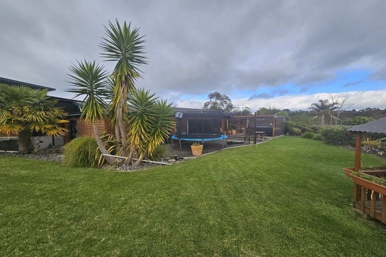 Photo of property in 306 Waitaha Road South, Welcome Bay, Tauranga, 3175