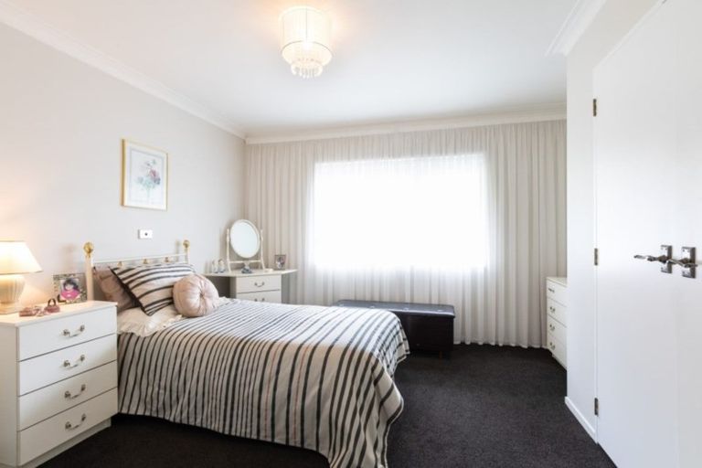 Photo of property in 87 Shakespeare Street, Leamington, Cambridge, 3432