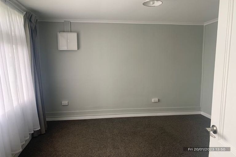 Photo of property in 61 Russell Street, Westport, 7825