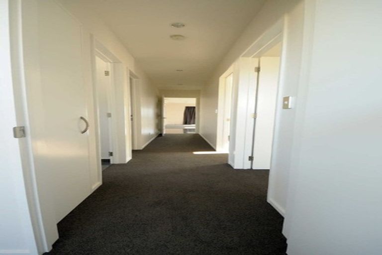 Photo of property in 15 Packard Crescent, Halswell, Christchurch, 8025