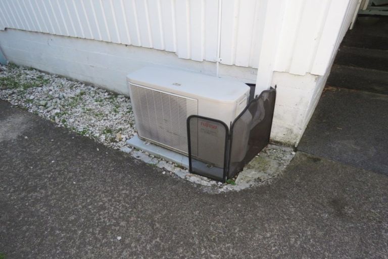 Photo of property in 2 Mclaughlins Lane, Westport, 7825