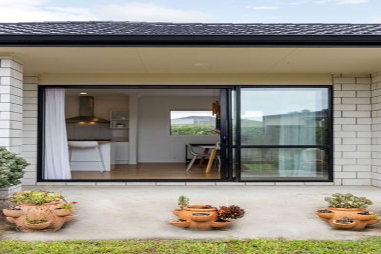 Photo of property in 12 Stan Heather Drive, Glenview, Hamilton, 3206