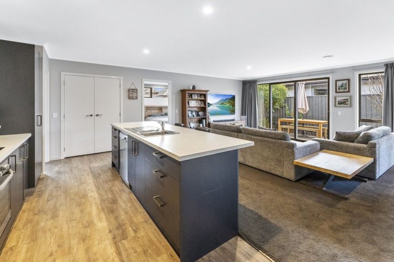 Photo of property in 27 Youngberry Drive, Richmond, 7020