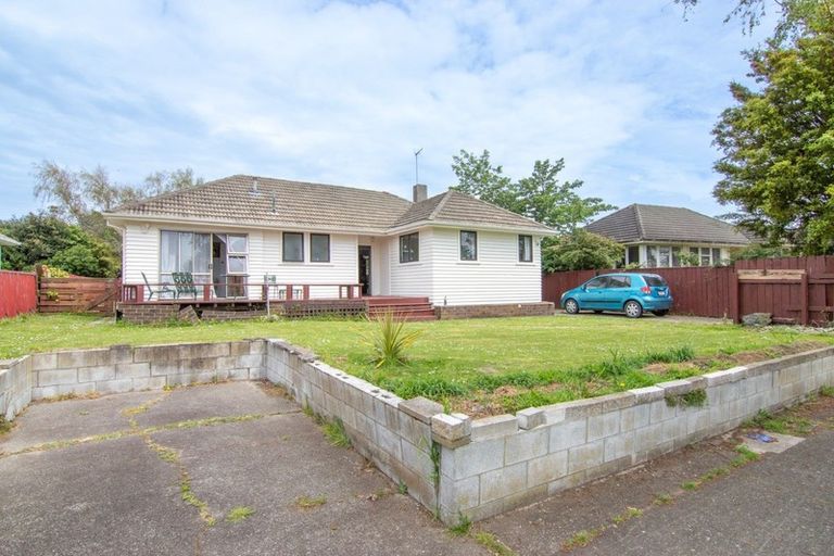 Photo of property in 12 Rochester Street, Awapuni, Palmerston North, 4412
