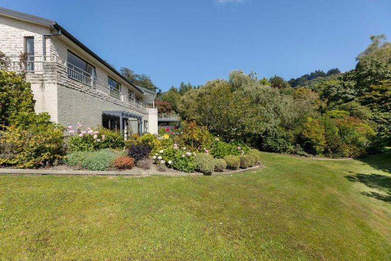 Photo of property in 33 Blanket Bay Road, Sawyers Bay, Port Chalmers, 9023