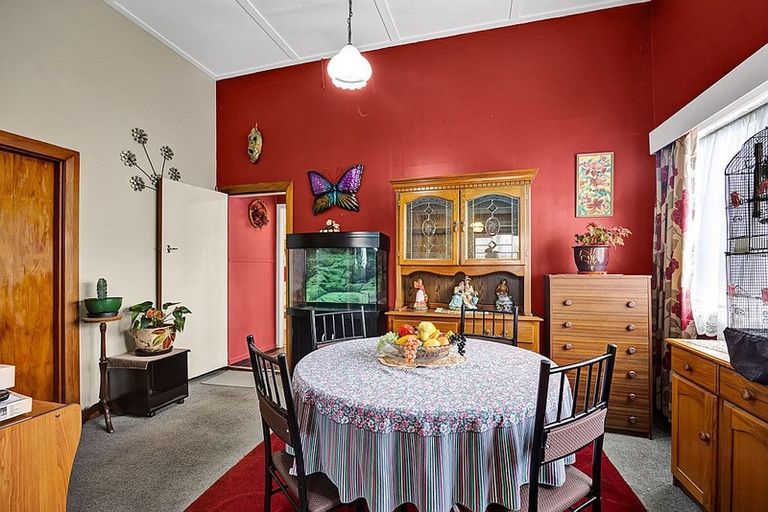 Photo of property in 35 Victoria Street, Patea, 4520