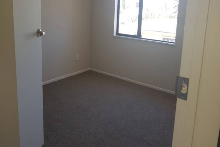 Photo of property in 54b Cambridge Terrace, Papatoetoe, Auckland, 2025