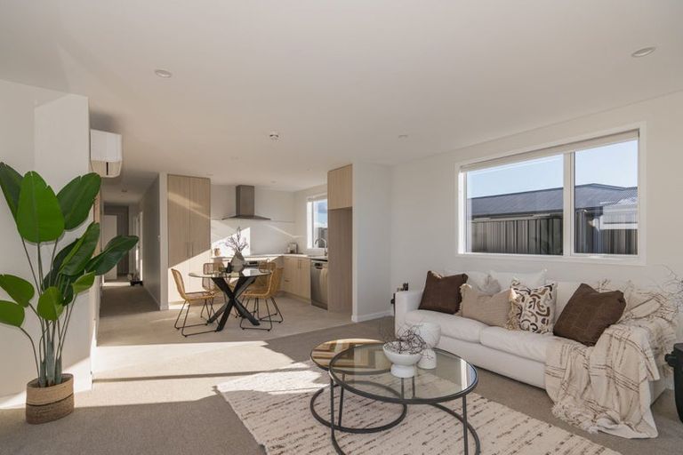Photo of property in 37 Monaro Place, Papamoa, 3118