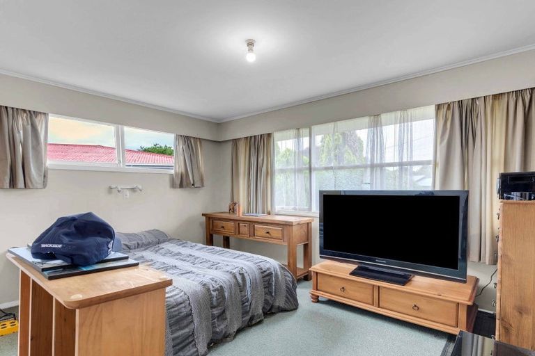 Photo of property in 8 Pulham Crescent, Queenwood, Hamilton, 3210