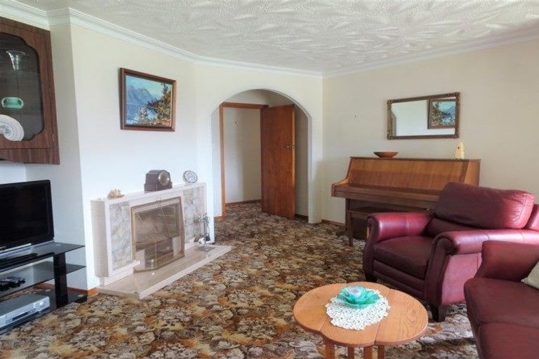 Photo of property in 159 Main South Road, Karoro, Greymouth, 7805