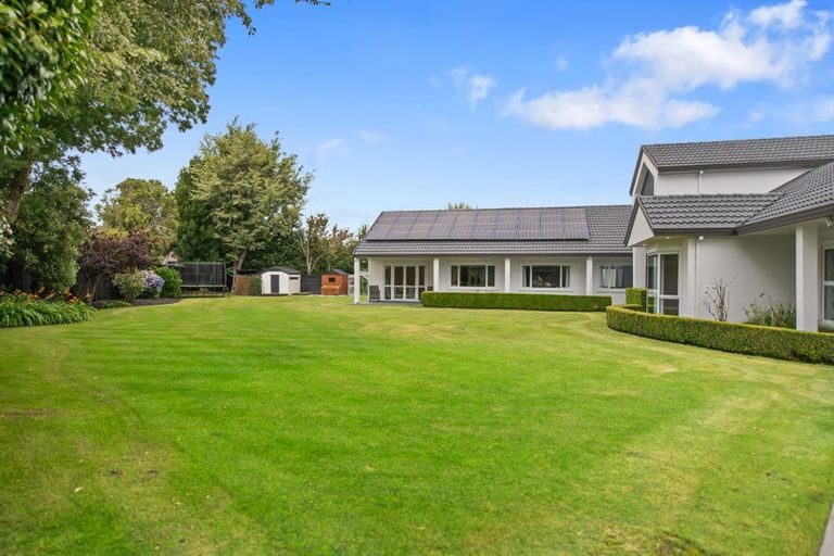 Photo of property in 52 Regent's Park Drive, Casebrook, Christchurch, 8051