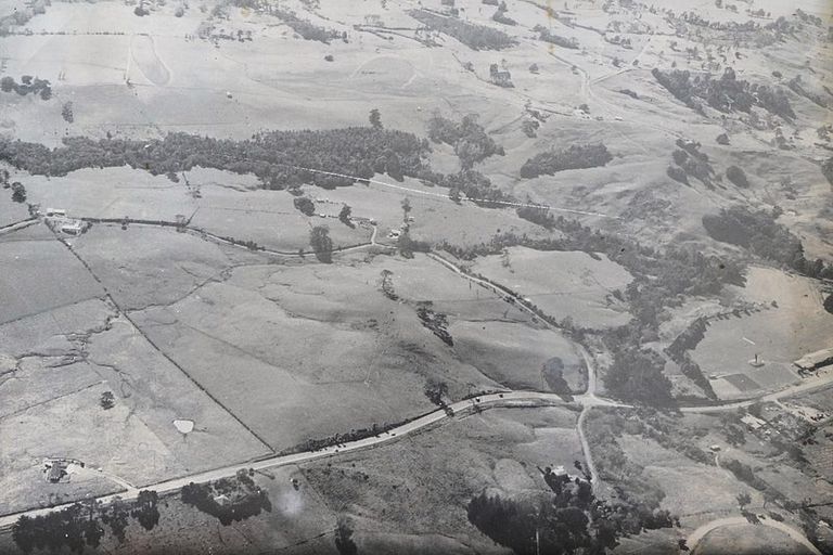 Photo of property in 46 Old Pine Valley Road, Dairy Flat, Silverdale, 0992