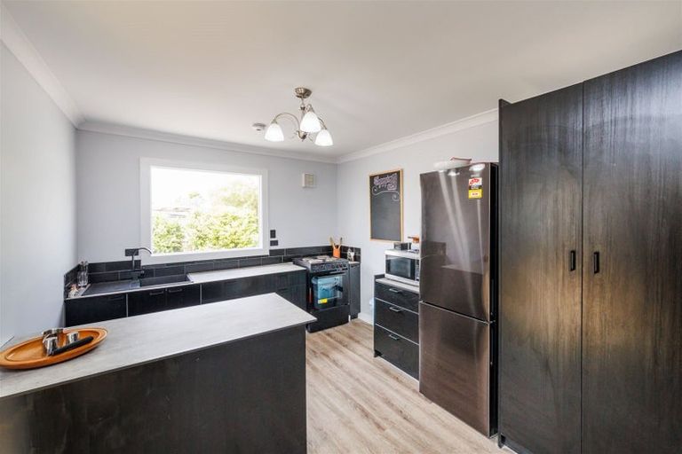 Photo of property in 6 Collins Crescent, Feilding, 4702