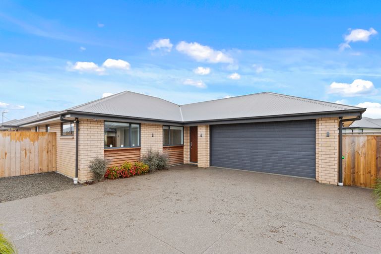 Photo of property in 110 Caulfield Avenue, Halswell, Christchurch, 8025