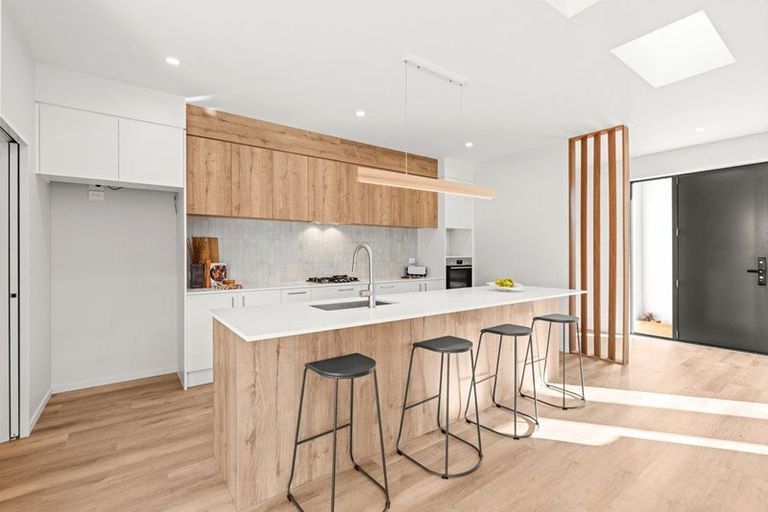 Photo of property in 16 Elsie Lange Way, Casebrook, Christchurch, 8051