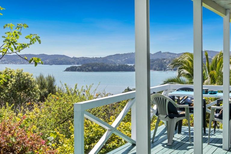 Photo of property in 2 Tui Grove, Paihia, 0200